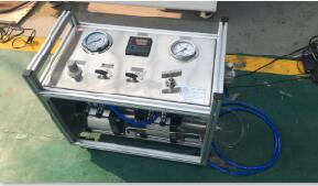 內(nèi)燃機(jī)水壓試驗(yàn)機(jī)|機(jī)車管件水壓強(qiáng)度試驗(yàn)臺