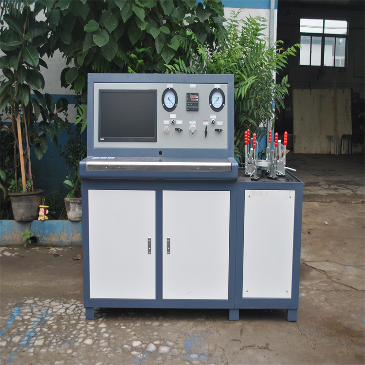 計算機控制低壓容器水壓機
